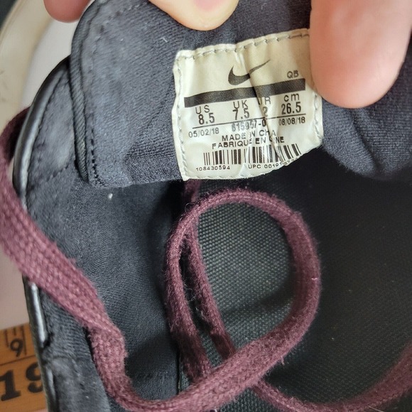 Nike SB Zoom Stefan Janoski Shoes Black Swoosh Logo Low Top Size 8.5 Academia - Picture 15 of 15